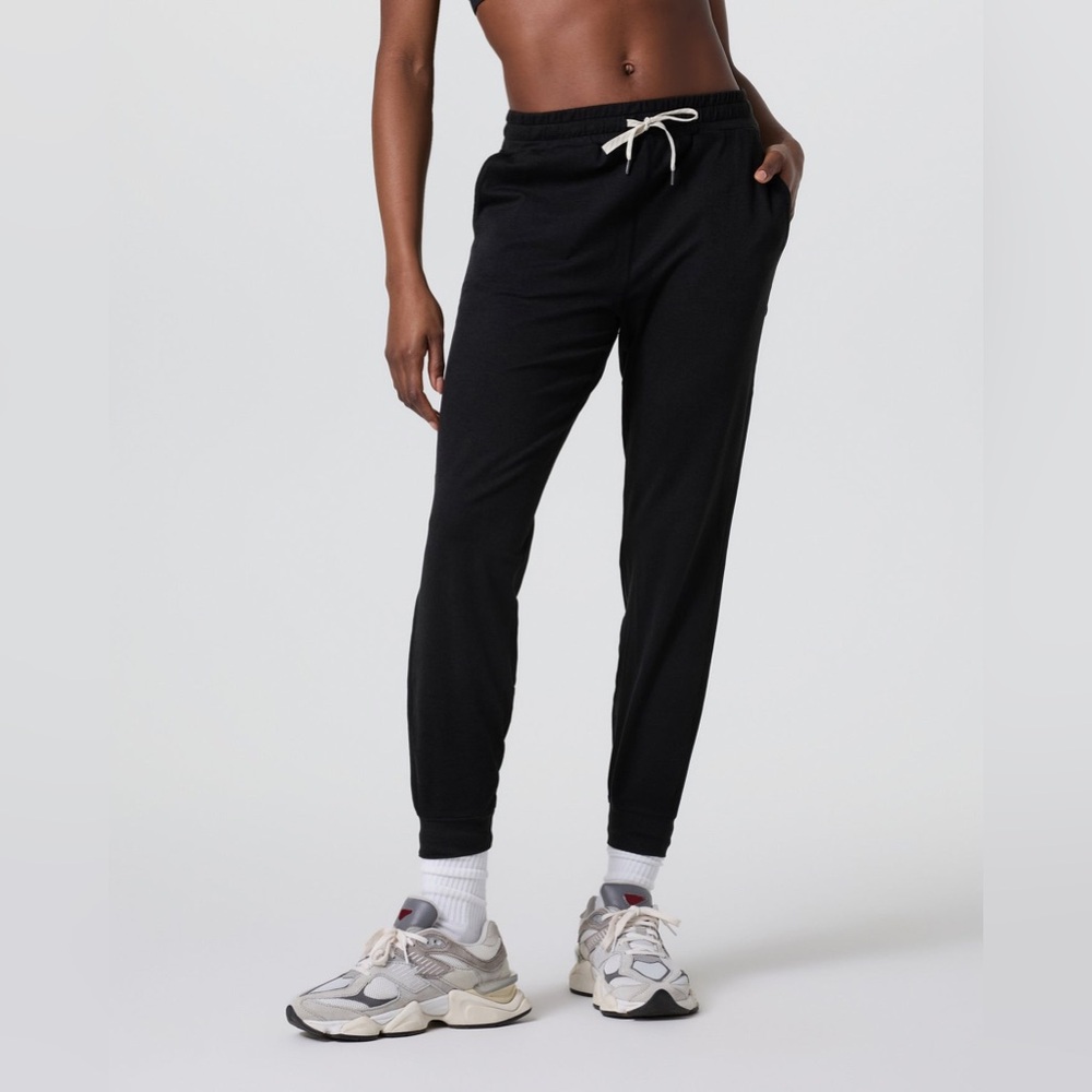 Vuori Performance Jogger Black Size Small - Picture 2 of 9